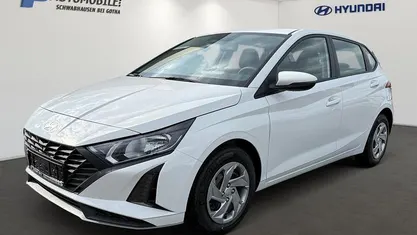 Neu Hyundai i20 Select 79 PS (58 kW) 2025 Atlas white Kleinwagen