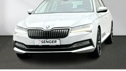 Gebraucht Skoda Superb Style 218 PS (160 kW) 2023 Weiß Kombi