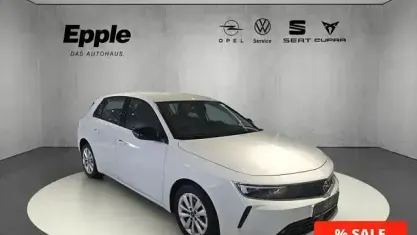 Gebraucht Opel Astra Edition 110 PS (80 kW) 2023 Weiss Kleinwagen
