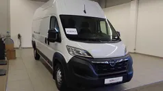Casablancaweiß Gebraucht 2023 Opel Movano S Van | 24.690 € (Guter Preis)