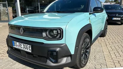 Neu Renault 4 E-Tech Iconic 77 kW (106 PS) 2025 Hautsdefrancegrün, black pearlschwarz metallic (grün) SUV