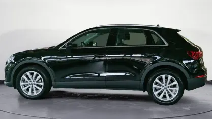 Gebraucht Audi Q3 Sport 190 PS (139 kW) 2019 Schwarz SUV