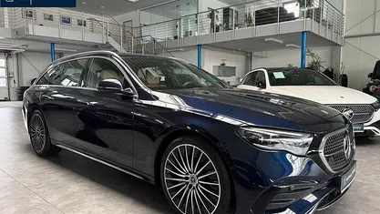 Gebraucht Mercedes E300 AMG 197 PS (144 kW) 2023 Blau Kombi