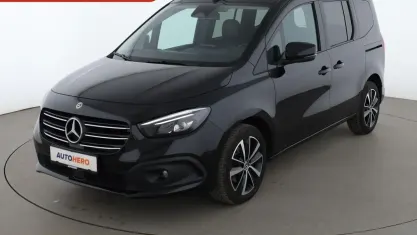 Gebraucht Mercedes T180 Progressive 116 PS (85 kW) 2022 Schwarz Van / Kleinbus