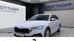 Weiss Gebraucht 2023 Skoda Octavia Style Kombi | 23.221 € (Guter Preis)