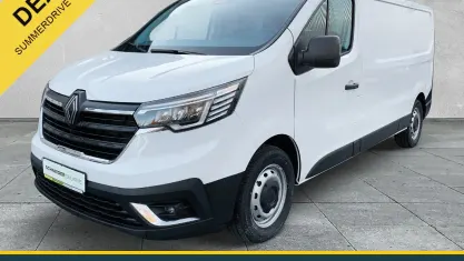 Neu Renault Trafic Komfort 131 PS (96 kW) 2025 Weiß Van / Kleinbus
