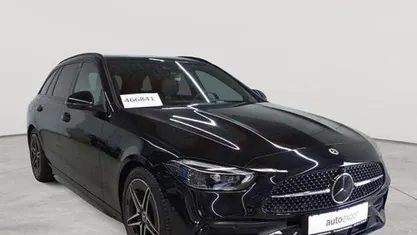 Gebraucht Mercedes C220 AMG line 200 PS (147 kW) 2023 Obsidianschwarz metallic Kombi