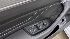 Weiss Gebraucht 2023 VW Passat Business Kombi | 28.777 € (Superpreis)