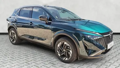 Neu Nissan Qashqai N-Connecta 158 PS (116 kW) 2026 Grün SUV