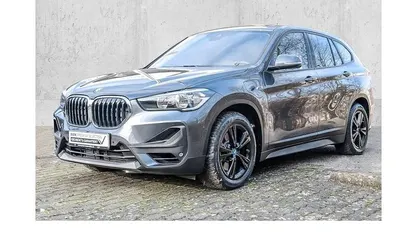 Grau Gebraucht 2022 BMW X1 Advantage SUV | 26.300 € (Guter Preis)