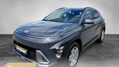 Gebraucht Hyundai Kona Trend 137 PS (100 kW) 2025 Ecotronic gray SUV