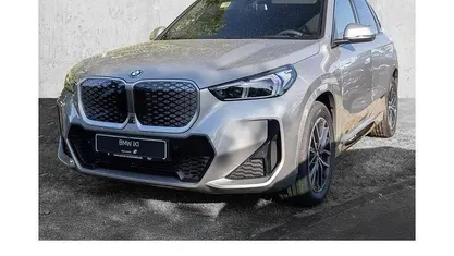Silber Gebraucht 2025 BMW iX1 M Sport SUV | 44.990 € (Guter Preis)