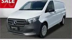 Weiß Gebraucht 2024 Mercedes Vito Van / Kleinbus | 36.831 € (Fairer Preis)