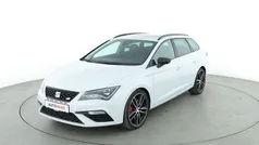 Weiß Gebraucht 2017 Cupra Leon Kombi | 21.570 € (Fairer Preis)