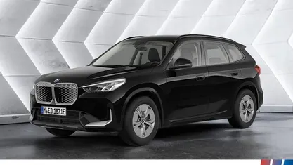 Neu BMW iX1 Performance 230 kW (313 PS) 2025 Schwarz SUV