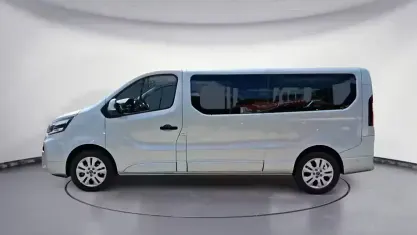Gebraucht Nissan Primastar 170 PS (125 kW) 2025 Grau Van / Kleinbus