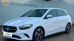 Weiß Gebraucht 2024 Mercedes B220 Van / Kleinbus | 34.099 € (Guter Preis)