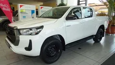 Schneeweiß Neu 2025 Toyota HiLux Abholung | 43.980 € (Superpreis)
