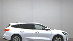 Gebraucht 2021 Ford Focus Cool & Connect Kombi | 9.380 € (Superpreis)