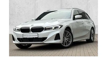 Gebraucht BMW 330 Performance 245 PS (180 kW) 2023 Kombi