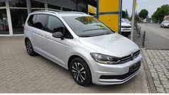 Silber Gebraucht 2020 VW Touran IQ Drive Van / Kleinbus | 22.000 € (Guter Preis)