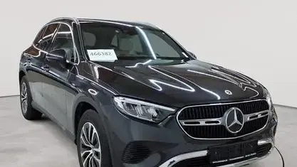 Begagnad Mercedes GLC200 Advanced 204 HK (150 kW) 2023 Grå SUV