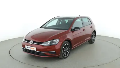 Gebraucht VW Golf VII IQ Drive 150 PS (110 kW) 2019 Rot Limousine