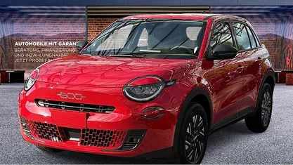 Neu Fiat 600 101 PS (74 kW) 2025 Rot Limousine