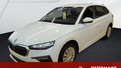 Moonweiß perleffekt Gebraucht 2024 Skoda Scala Essence Kleinwagen | 19.480 € (Fairer Preis)