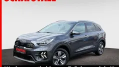 Grau ((abt) graphit met.) Gebraucht 2021 Kia Niro Spirit SUV | 20.979 € (Guter Preis)