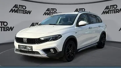 Gebraucht Fiat Tipo Cross 131 PS (96 kW) 2023 Weiß Kombi