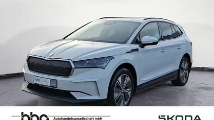Moonweiß perleffekt Gebraucht 2021 Skoda Enyaq iV SUV | 23.880 € (Fairer Preis)