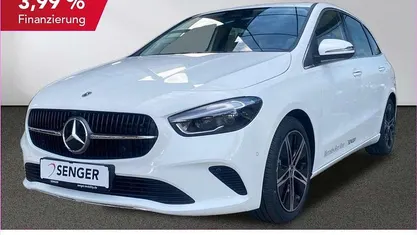 Gebraucht Mercedes B180 Progressive 136 PS (100 kW) 2025 Weiß Van / Kleinbus