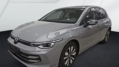 Gebraucht VW Golf VIII Life 150 PS (110 kW) 2025 Grau Limousine