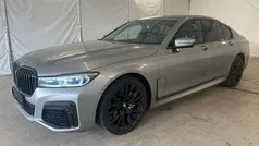 BMW 730