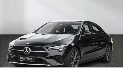 Gebraucht Mercedes CLA180 136 PS (100 kW) 2024 Schwarz Limousine