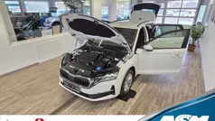 Weiß Neu 2025 Skoda Octavia Joy Kombi | 32.697 € (Superpreis)