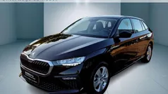 Schwarzmagic perleffekt (schwarz) metallic Gebraucht 2024 Skoda Scala Essence Kleinwagen | 18.450 € (Guter Preis)