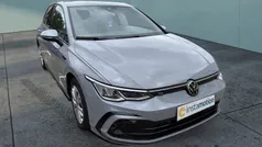 Grau Gebraucht 2023 VW Golf VIII R-line Limousine | 26.700 € (Guter Preis)