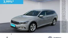 Mondsteingrau Gebraucht 2023 VW Passat Elegance Kombi | 34.840 € (Fairer Preis)