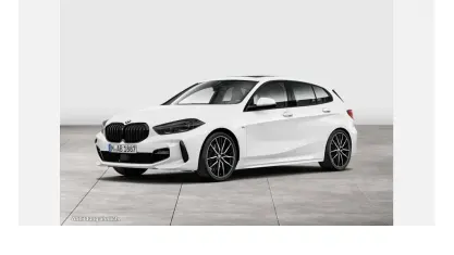 Gebraucht BMW 118 M Sport 136 PS (100 kW) 2023 Weiß Limousine