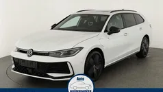 Gebraucht 2025 VW Passat R-line Kombi | 51.075 € (Fairer Preis)