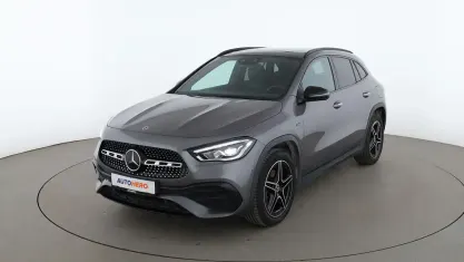 Gebraucht Mercedes GLA250 AMG line 218 PS (160 kW) 2021 Grau SUV