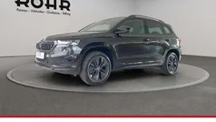 Schwarz magic perl Gebraucht 2025 Skoda Karoq SportLine SUV | 40.400 € (Fairer Preis)