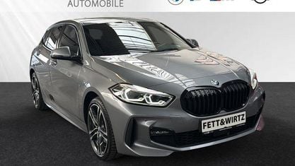 Używany BMW 118 M Sport 150 KM (110 kW) 2023 Szary Hatchback