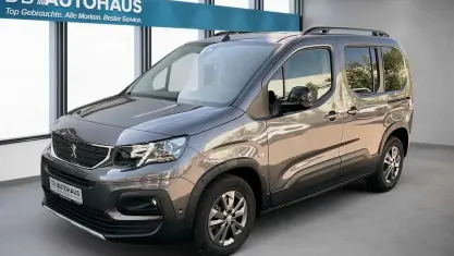 Usata Peugeot Rifter Allure 131 CV (96 kW) 2023 Grigio Monovolume