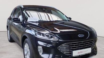 Używany Ford Kuga Titanium 120 KM (88 kW) 2023 Czarny SUV