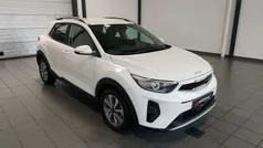 Weiß Gebraucht 2024 Kia Stonic Vision SUV | 18.370 € (Guter Preis)