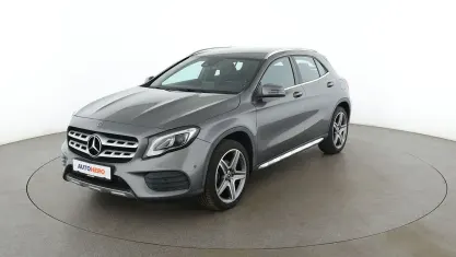 Gebraucht Mercedes GLA180 AMG line 122 PS (89 kW) 2019 Grau SUV