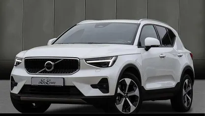 Gebraucht 2024 Volvo XC40 Core SUV | 32.890 € (Superpreis)